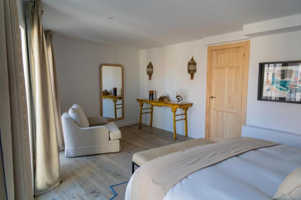 Apartamentos La Lucera by gaiarooms - Chambres d'hôtes Peñafiel
