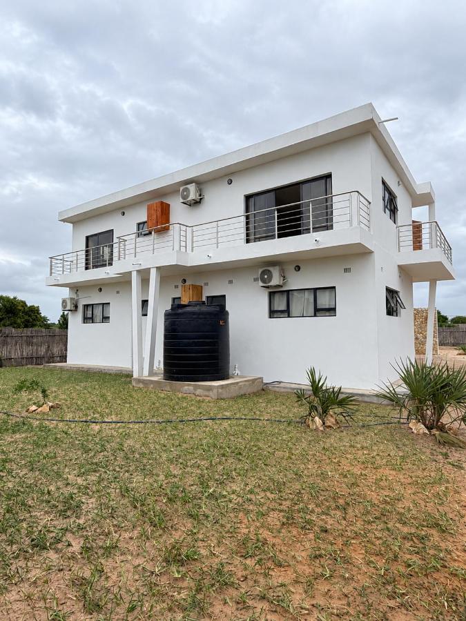 Zambira Holiday Home - B&B Vilankulo
