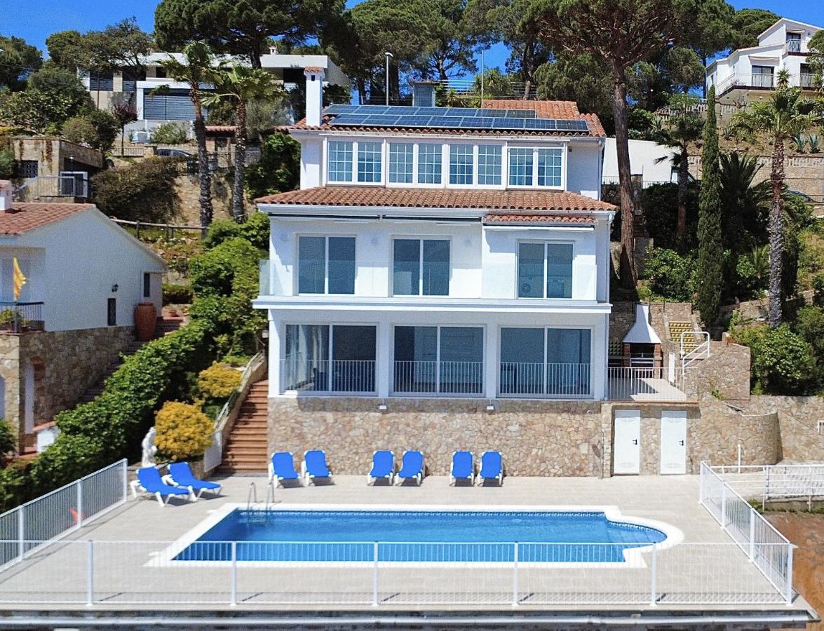 Villa La Gavina Sea View Pool and Beaches - B&B Blanes