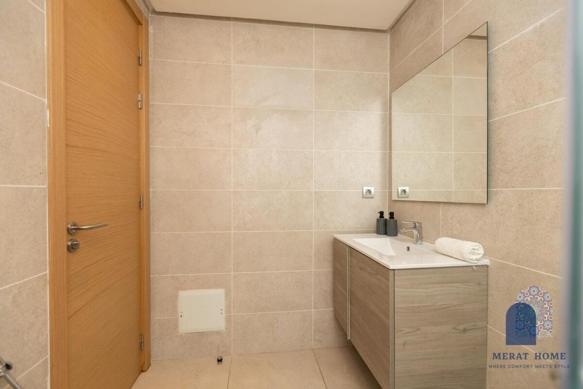 Prestigia 2BR Pool Escape By MERAT HOME - Bed and Breakfast Rabat
