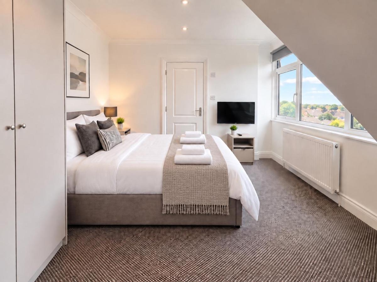 Stylish Modern, Private Apartment,15 Mins To Central London - Bed and Breakfast Hendon