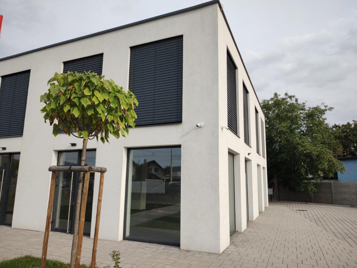 V22 apartments - Bed and Breakfast Prešov