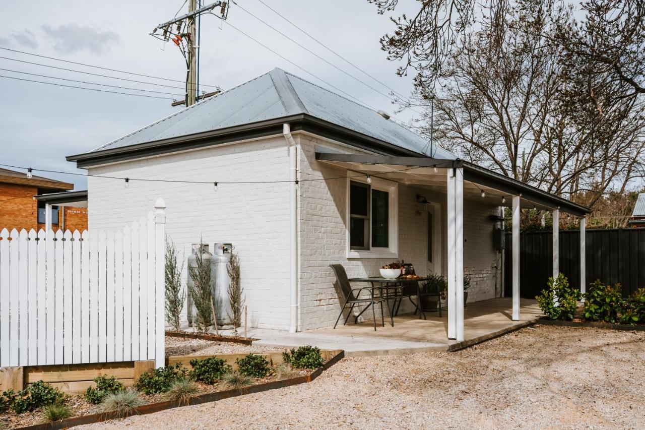 Claret Cottage - Walk into Mudgee's Historic Heart - Chambres d'hôtes Mudgee