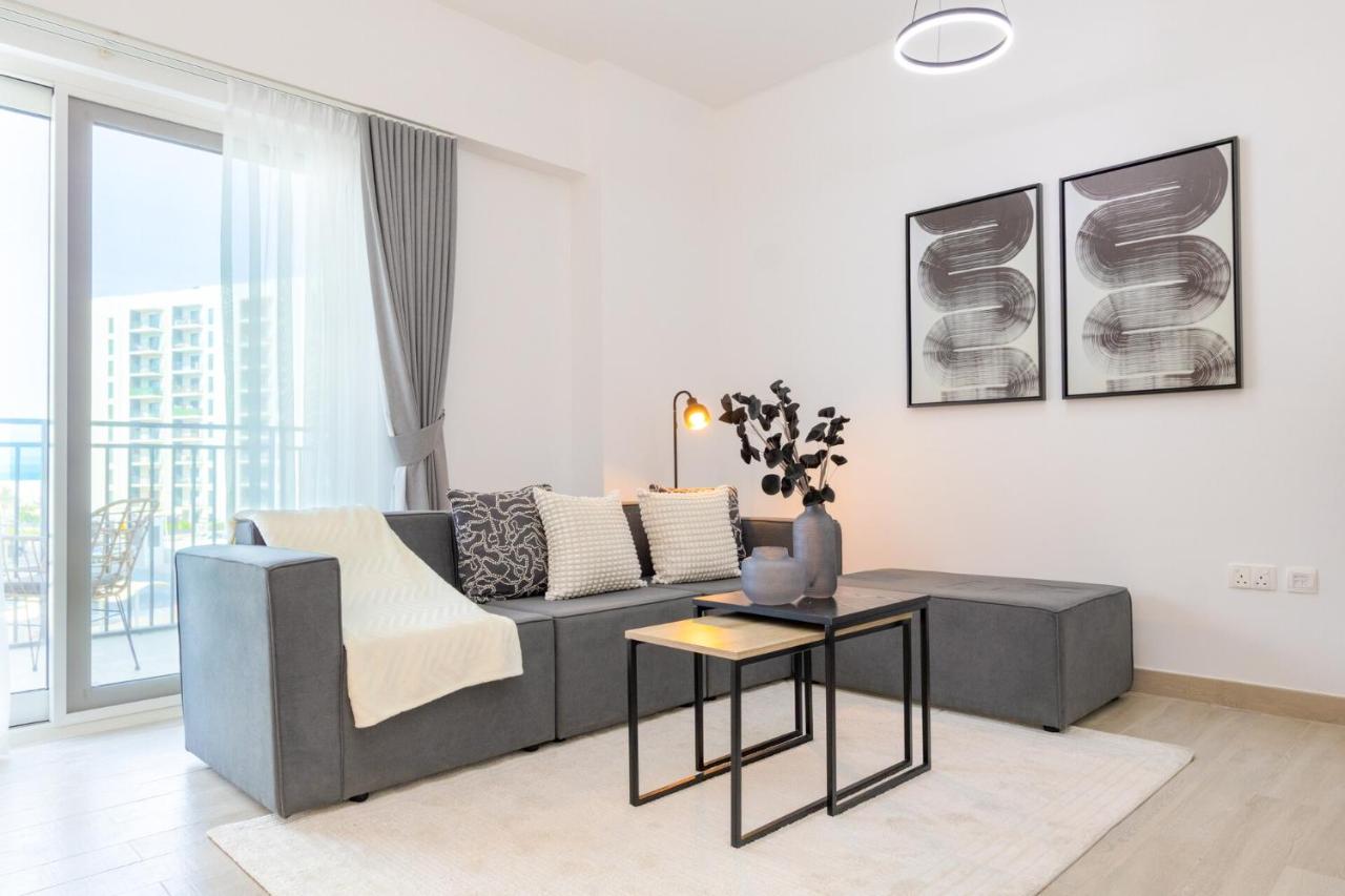 Bloomfields Spacious 1Br Water's Edge - Chambres d'hôtes Abou Dabi