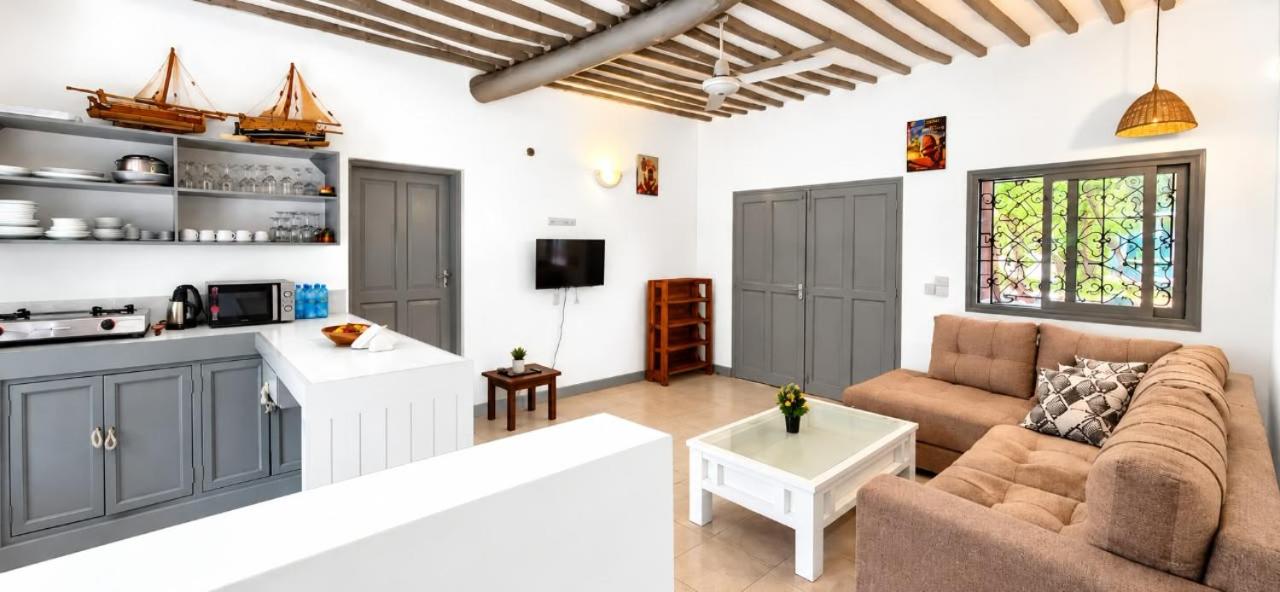 Favour House - B&B Watamu