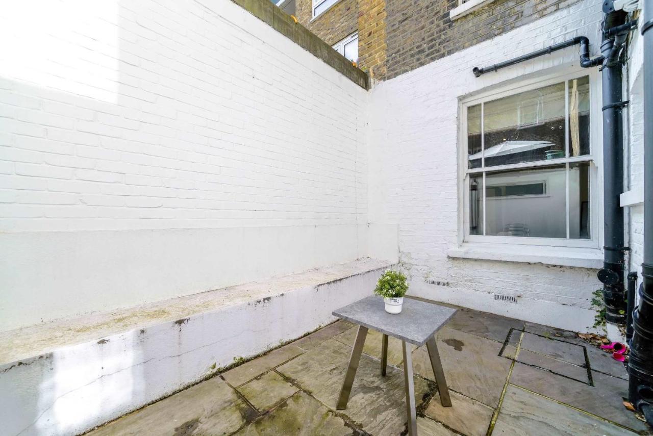 BnBNova - 2BR 2BA - Notting Hill & Hyde Park - Bed and Breakfast Londen