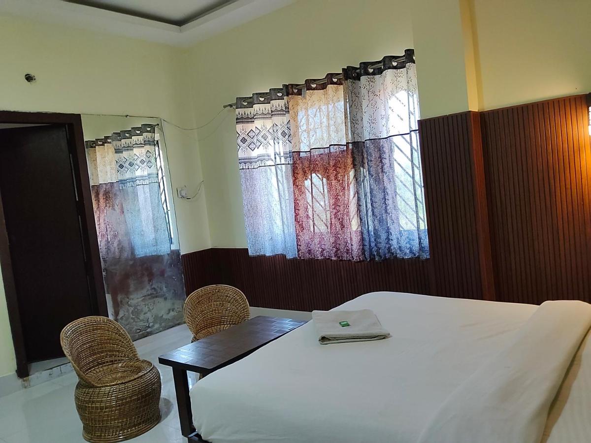 River bank guest house self cooking available - Bed and Breakfast Guwahati