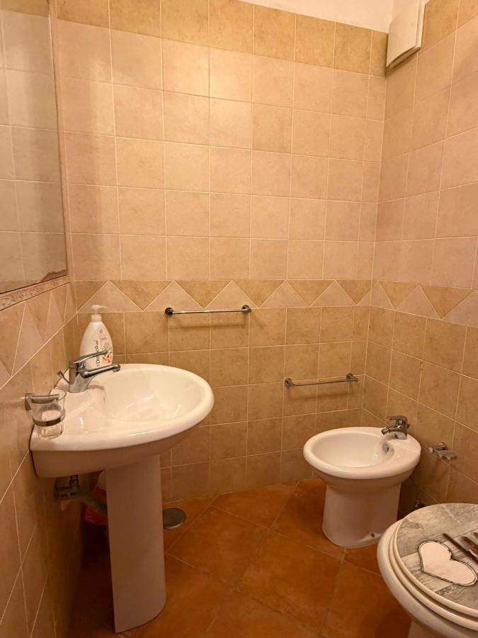 Appartamento con 2 Camere da Letto e Vista Giardino 