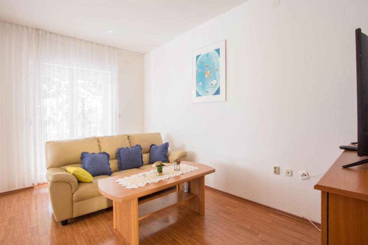 Appartement met 2 Slaapkamers en Uitzicht op Zee