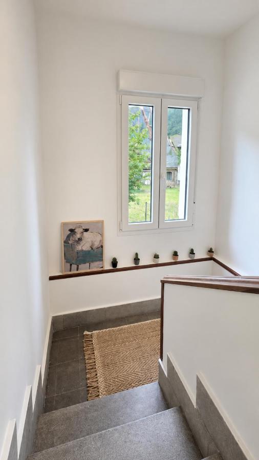 CASA FELICIDAD Casa para 6 pet friendly en el Valle del Nalón - Chambres d'hôtes La Rebollada