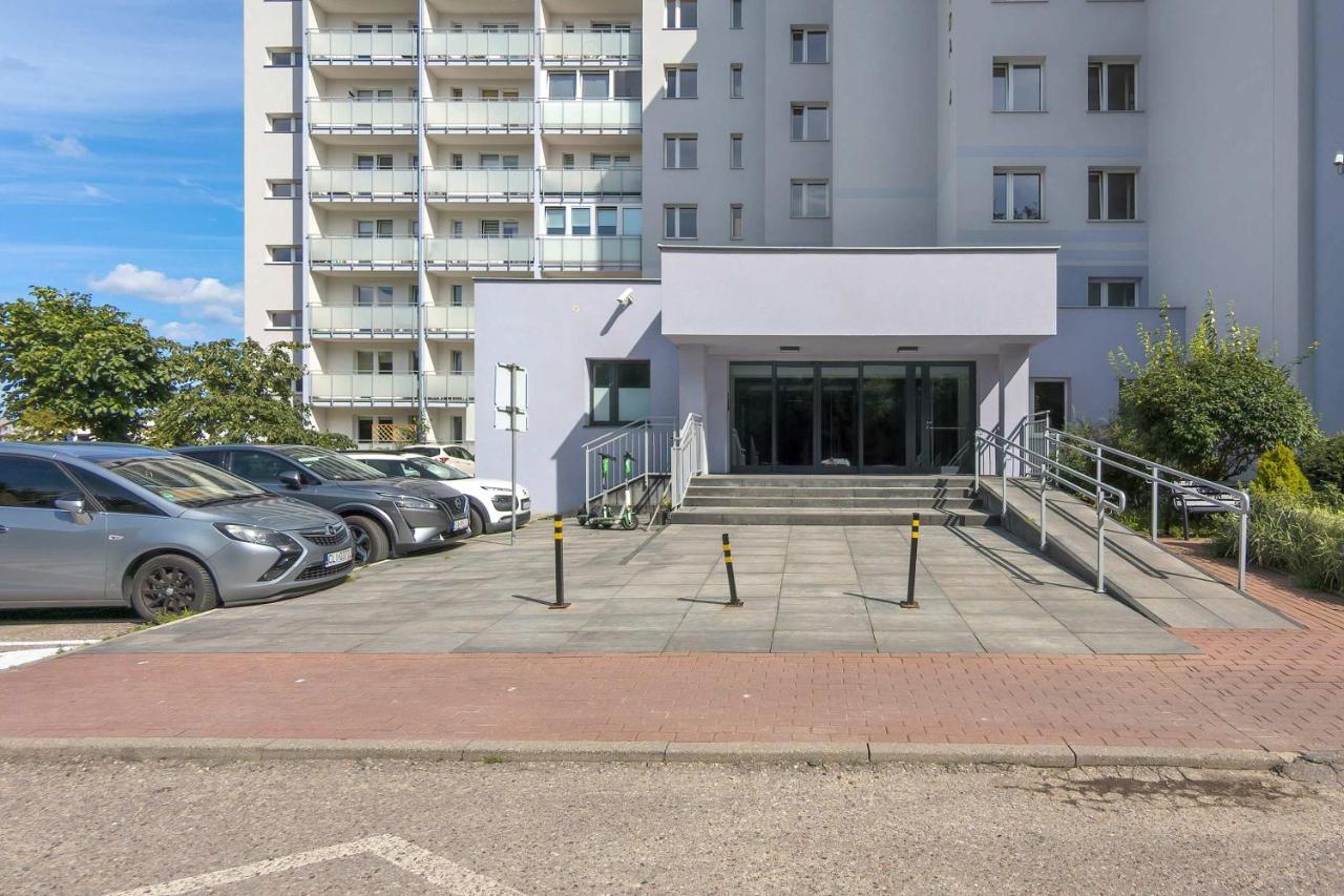 Norwida Bright Studio in Gdynia Close to the Sea by Noclegi Renters - Ferienwohnung Gdingen