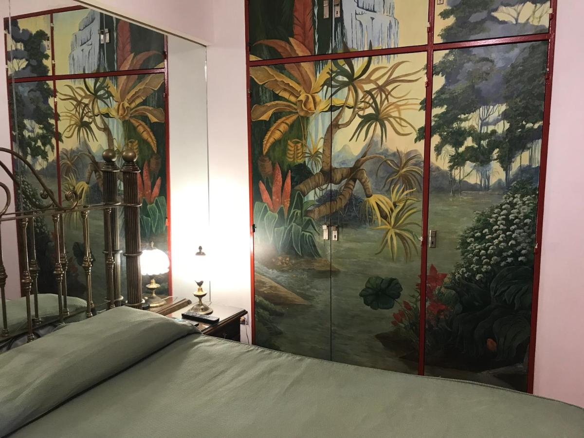 Gabriel 1827 Music - B&B Buenos Aires