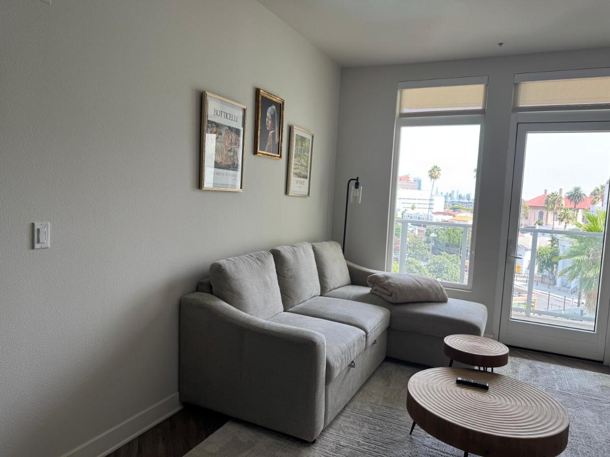 Fantastic 2 bedroom Apt in Hollywood - Chambres d'hôtes Los Angeles