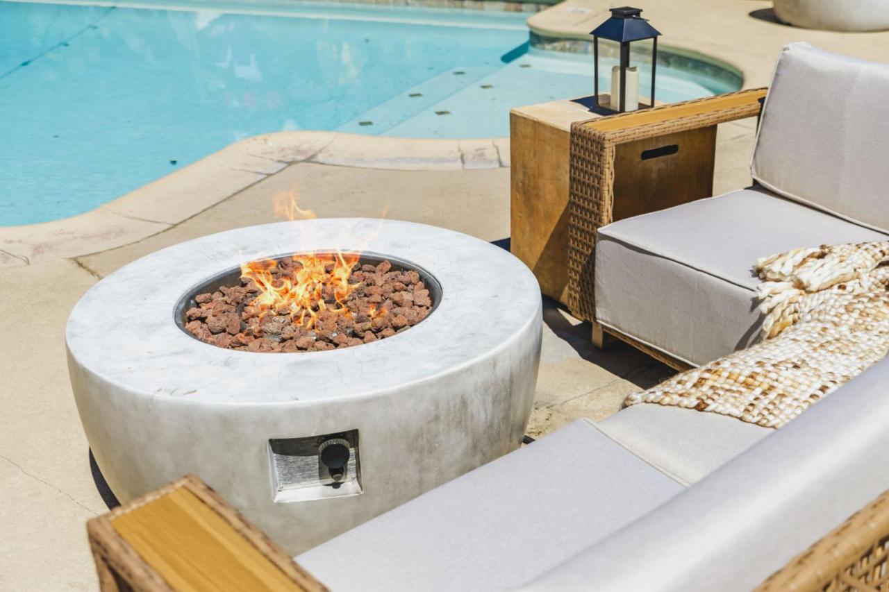 Iconic Vegas Villa : Heated Pool| Movie Room - Chambres d'hôtes Las Vegas