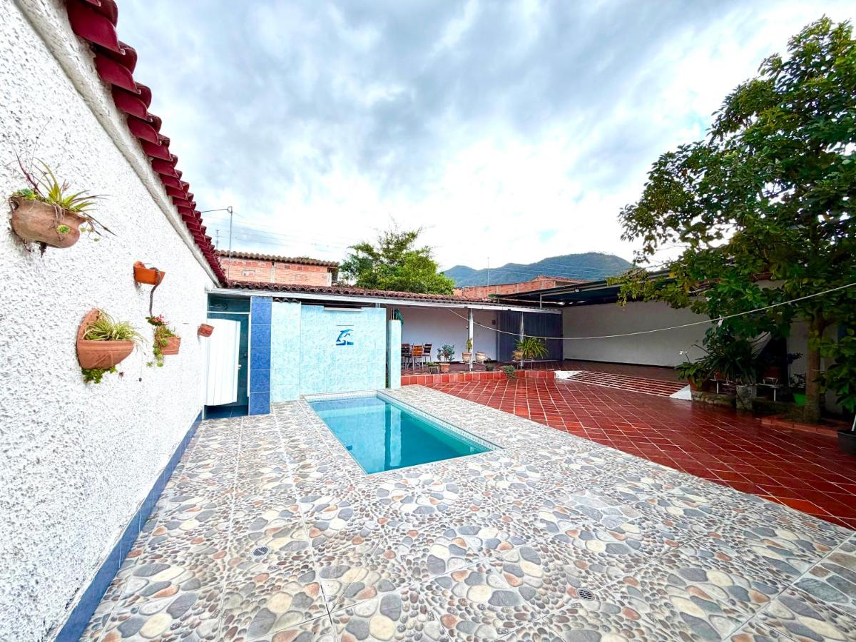 Villa YARA - B&B Chinácota