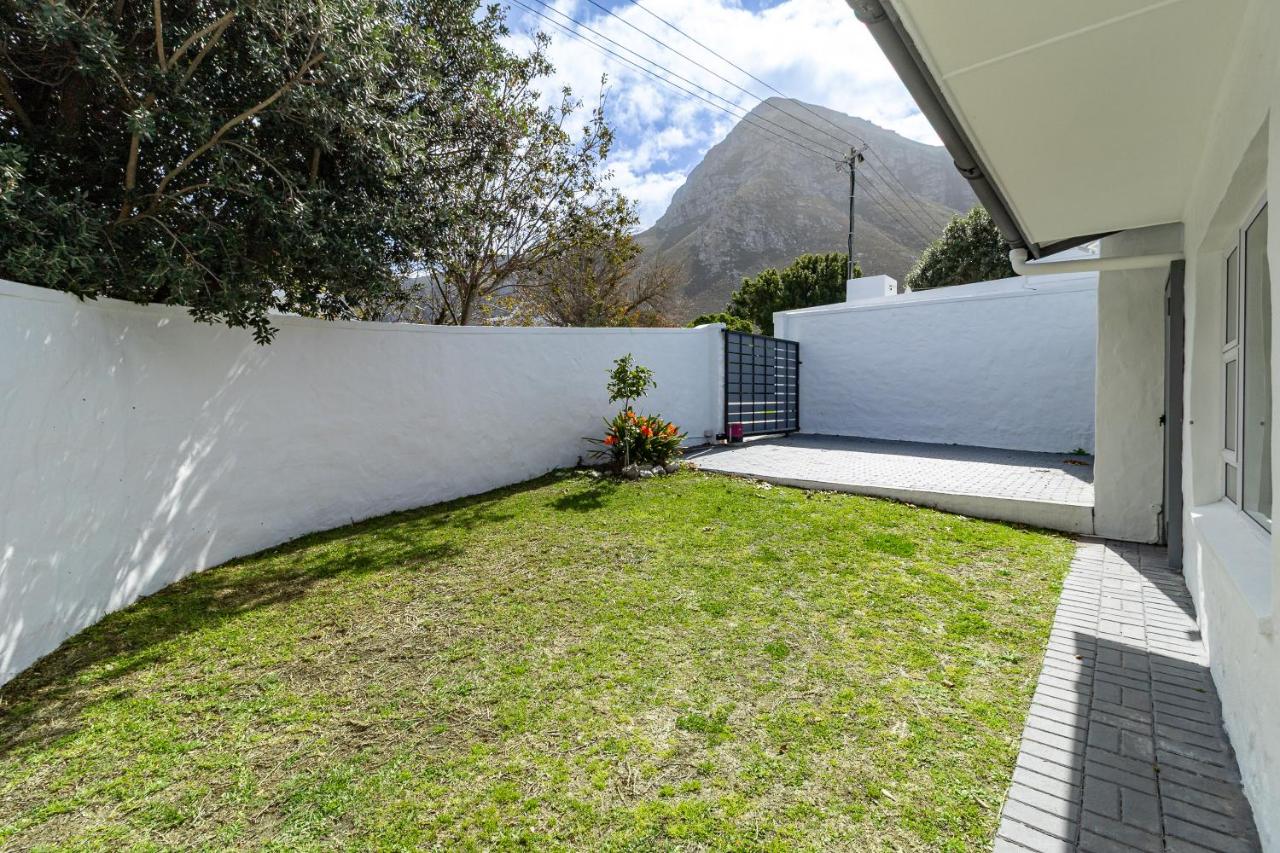 SAM's - Sea And Mountain - B&B Hermanus