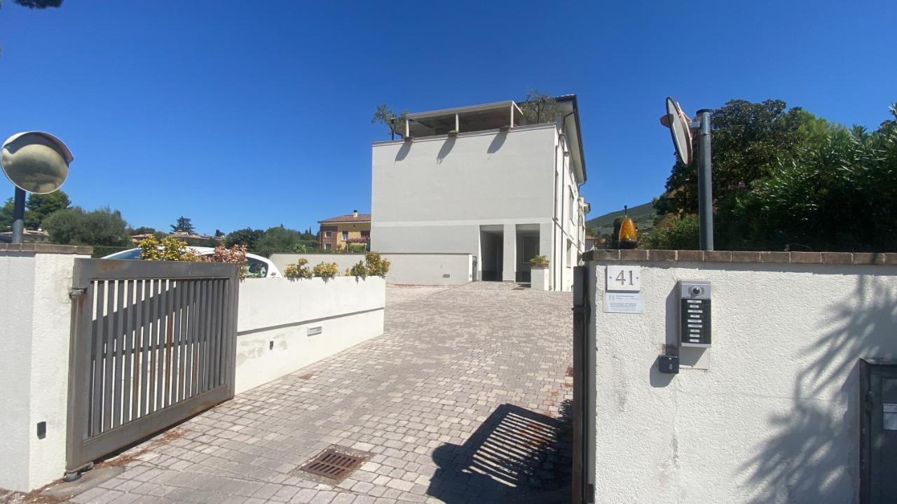 Savoia Apartment - B&B Foligno