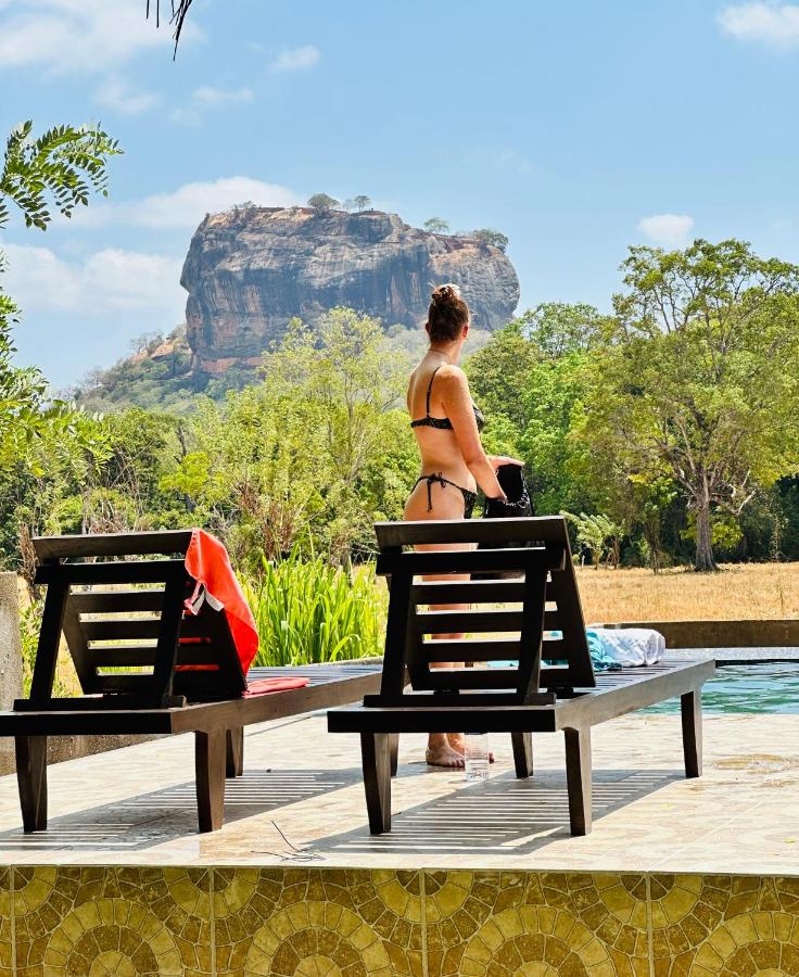 Lakmini Lodge Sigiriya - Bed and Breakfast Sigiriya