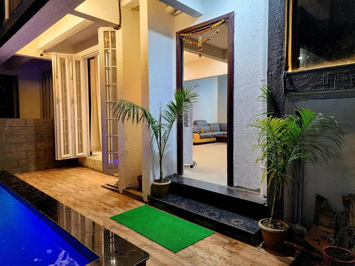 Twilight Stays ll 2BHK VILLA ll Swimming Pool ll AC ll BBQ - Chambres d'hôtes Lonavla