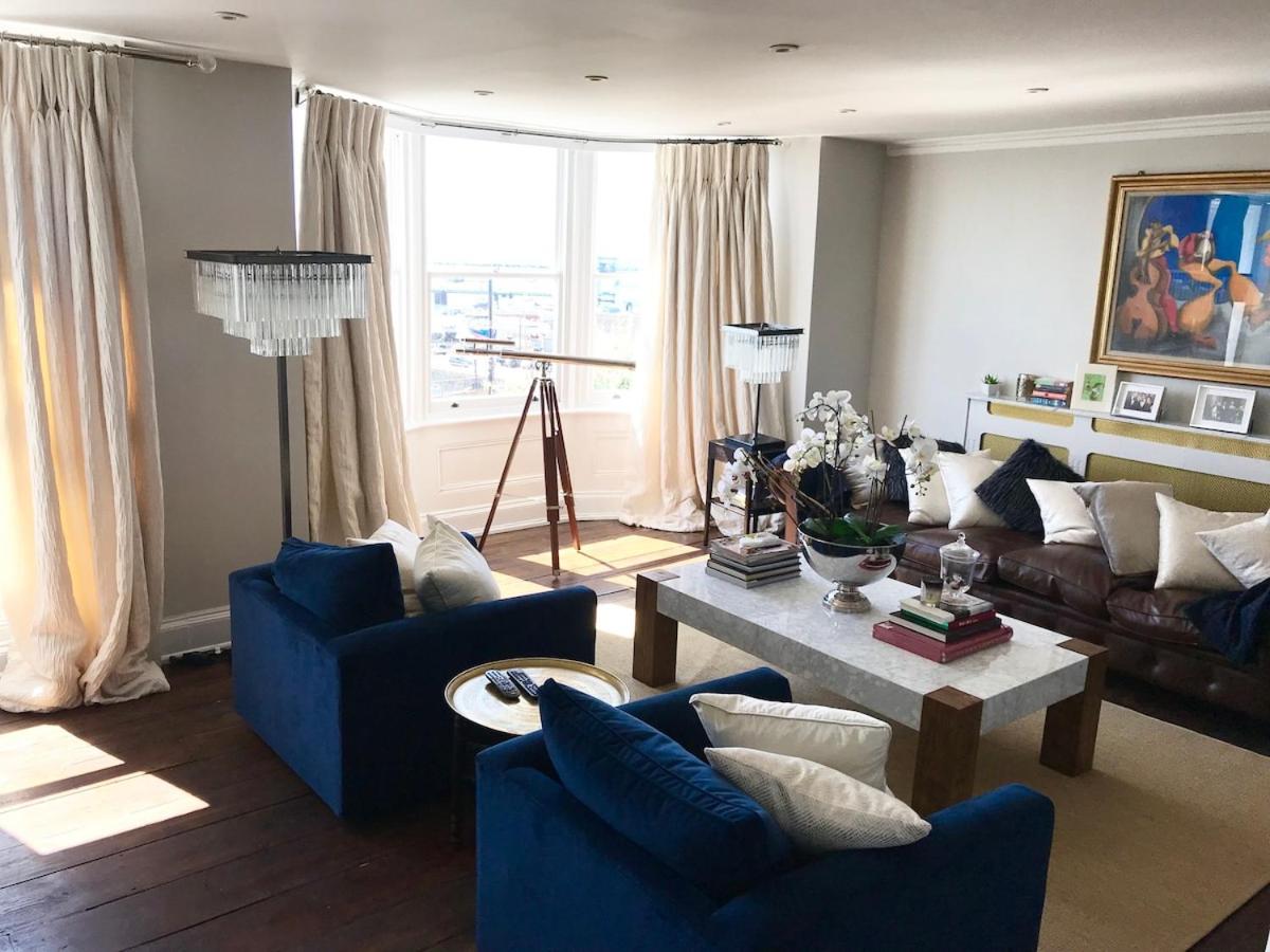 Marina Retreat - Stunning 4 bedroom, 3 bathroom house with harbour views! - Chambres d'hôtes Ramsgate