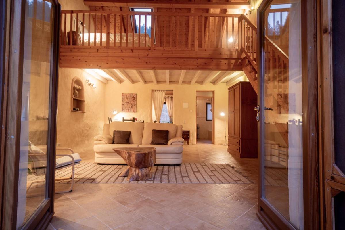 Charming Apartment in the Heart of the Forest - B&B São Martinho das Amoreiras