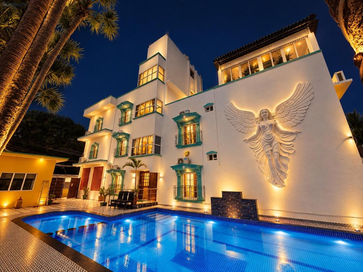 LuXus Resort & Swimming Pool - B&B Puducherry