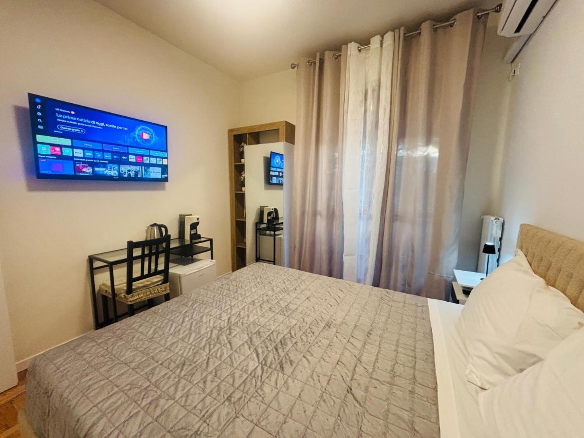 Double Room with Shared Bathroom