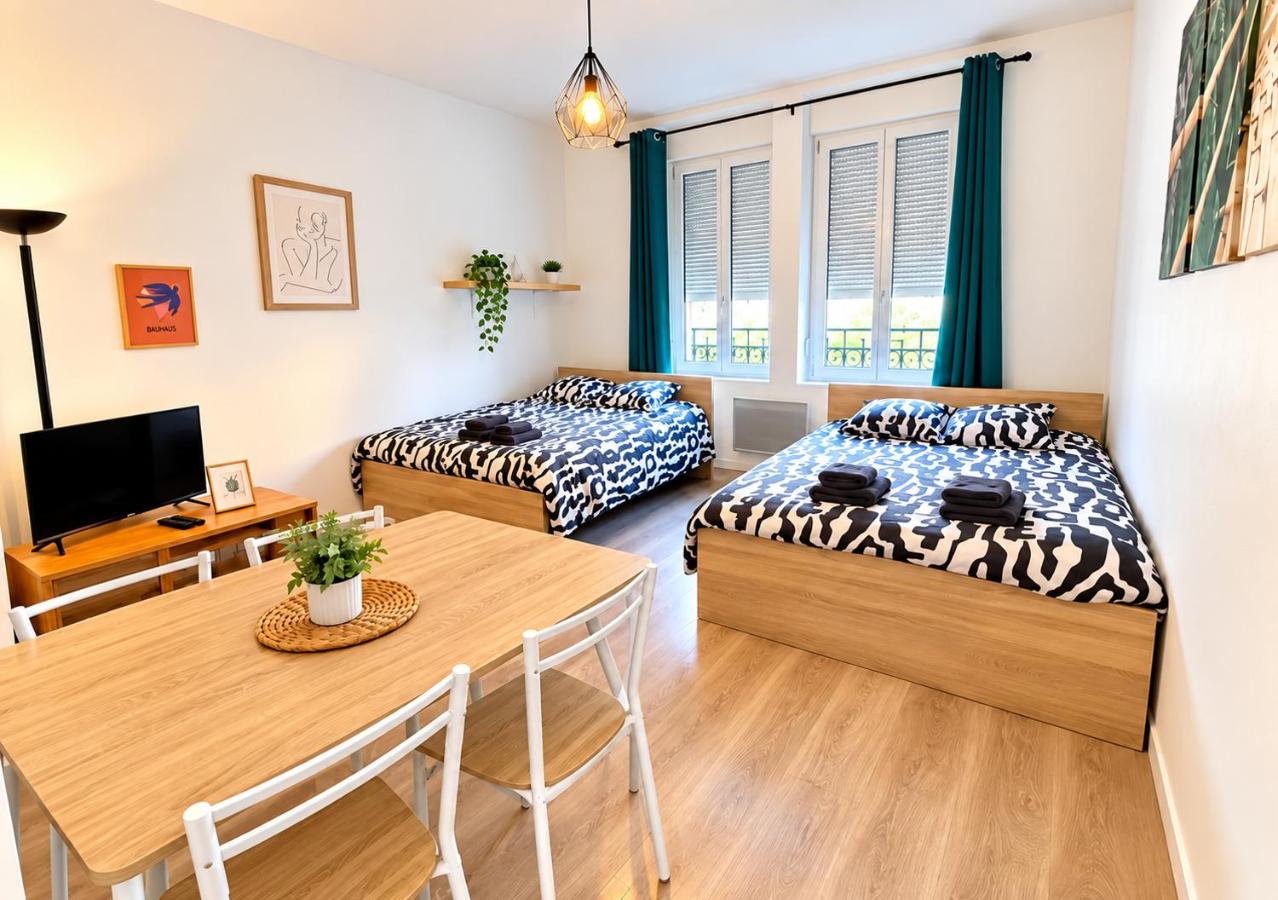 Chez Dan - Studio NEUF - 4 personnes - Centre ville de Verdun - Bed and Breakfast Verdun