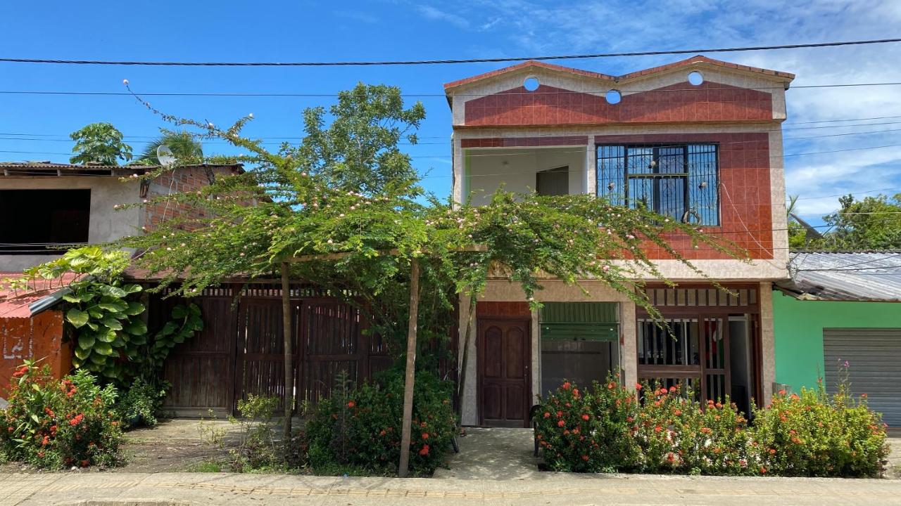 Milflora casa completa - Ferienwohnung Nuquí