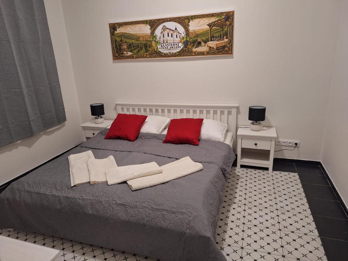 Klášterní vinné sklepy Litoměřice - B&B Litoměřice
