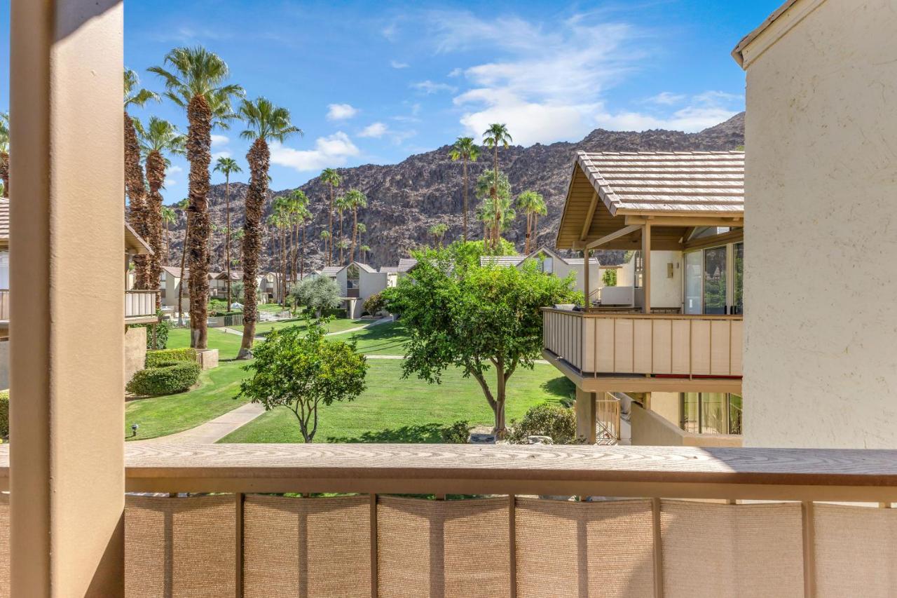 Indian Wells Condo - Pool, Balcony, Near Tennis Garden - B&B Indian Wells