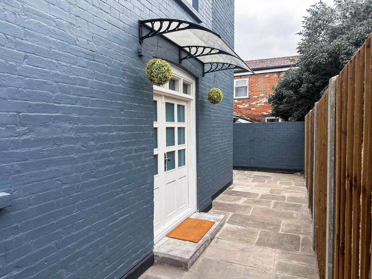 Premium 2BR Retreat Near the Waterfront - B&B Ipswich