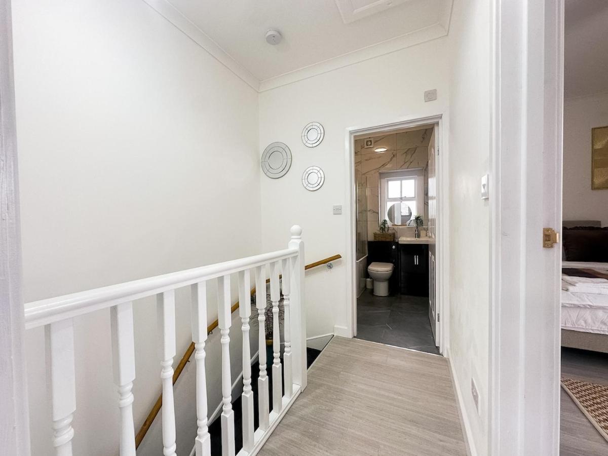Premium 2BR Retreat Near the Waterfront - B&B Ipswich