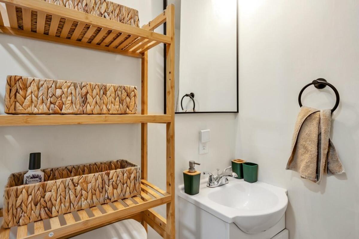 8 Min to Duke and Downtown - Free Parking and Wi-Fi - Ferienwohnung Durham