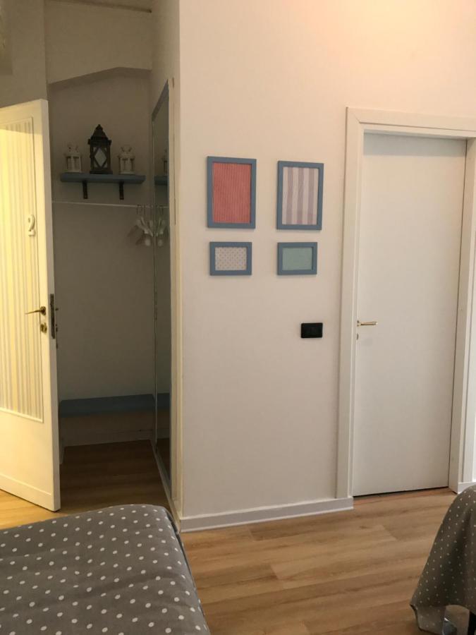 Dreibettzimmer mit Balkon