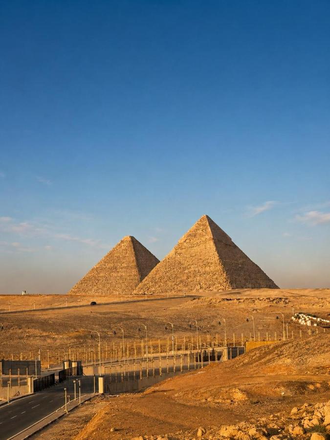 Hotel Pyramids View Modern Luxury Apartment - Ferienwohnung ‘Ezbet ‘Abd el-Ḥamîd