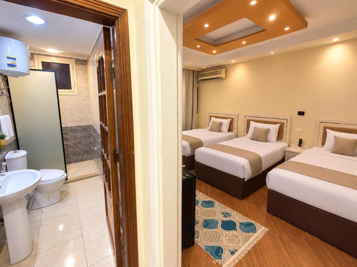 Triple Room with City View