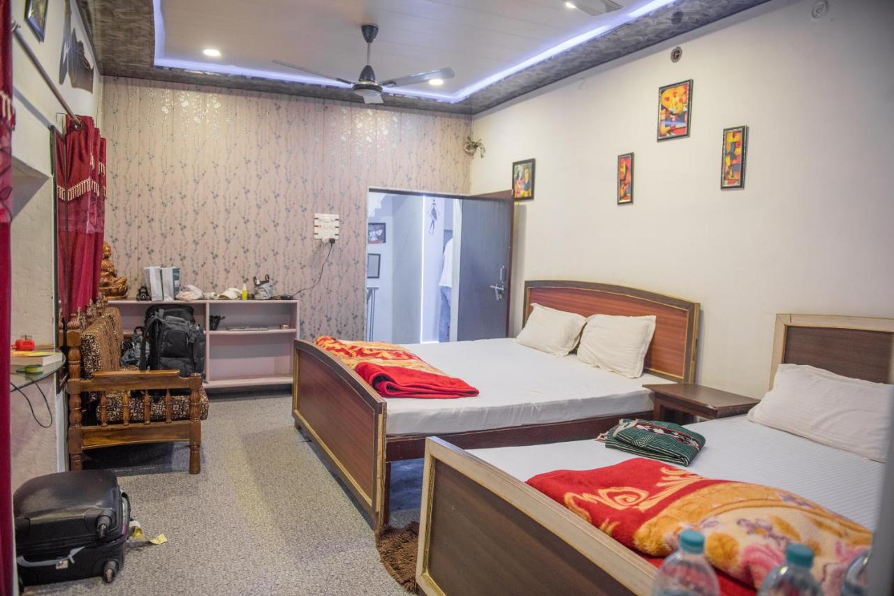 B&B Varanasi - Kanha Paying Guest House - Bed and Breakfast Varanasi