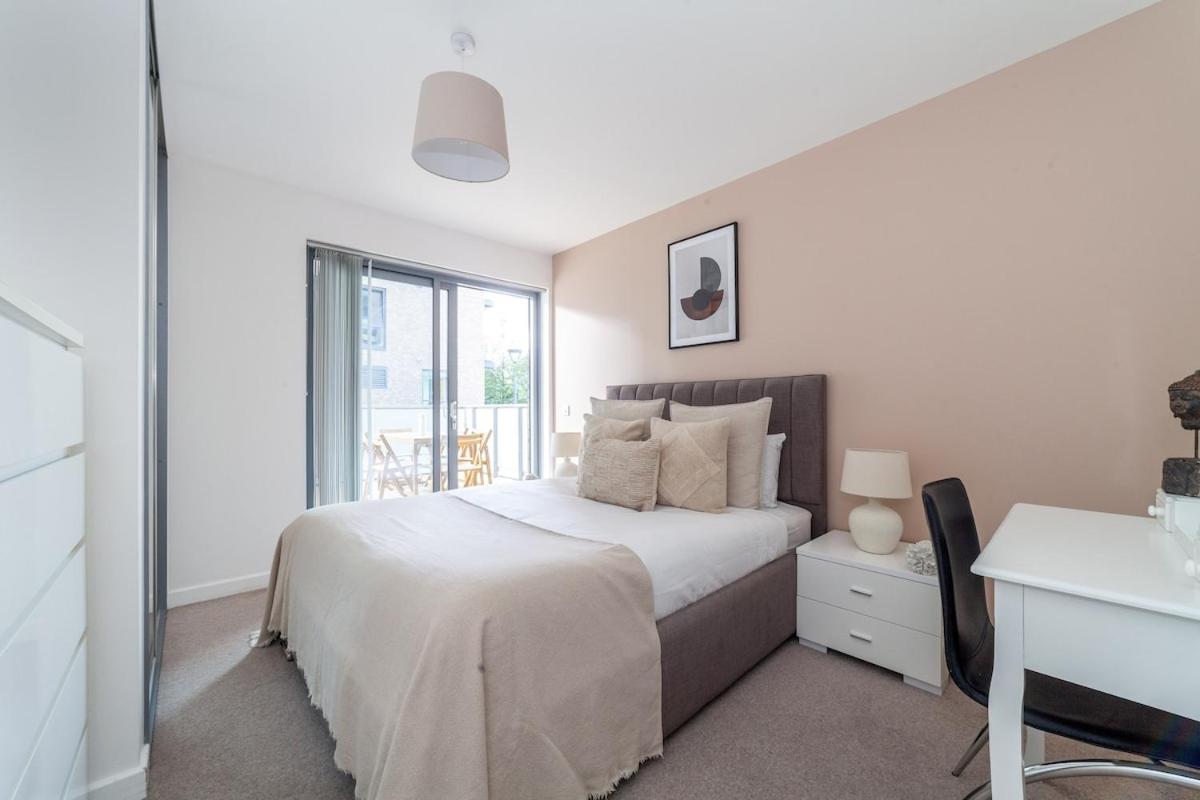 Stylish Flat in Canary Wharf with Balcony - B&B Londres