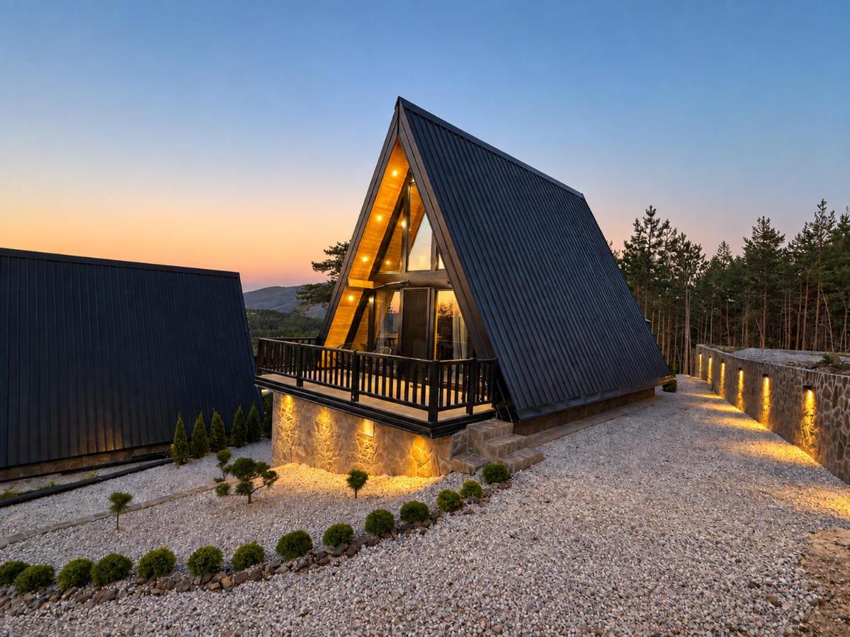 A-Frame Reset Zlatibor sa garažom u prirodi 10 min od centra Zlatibora - Bed and Breakfast Vodice