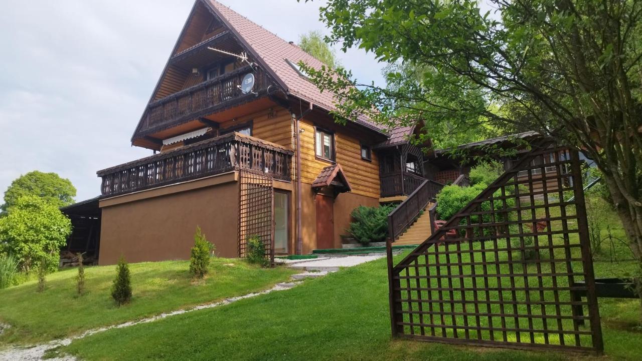 Dom na wzgórzu - Ferienwohnung Kiczora