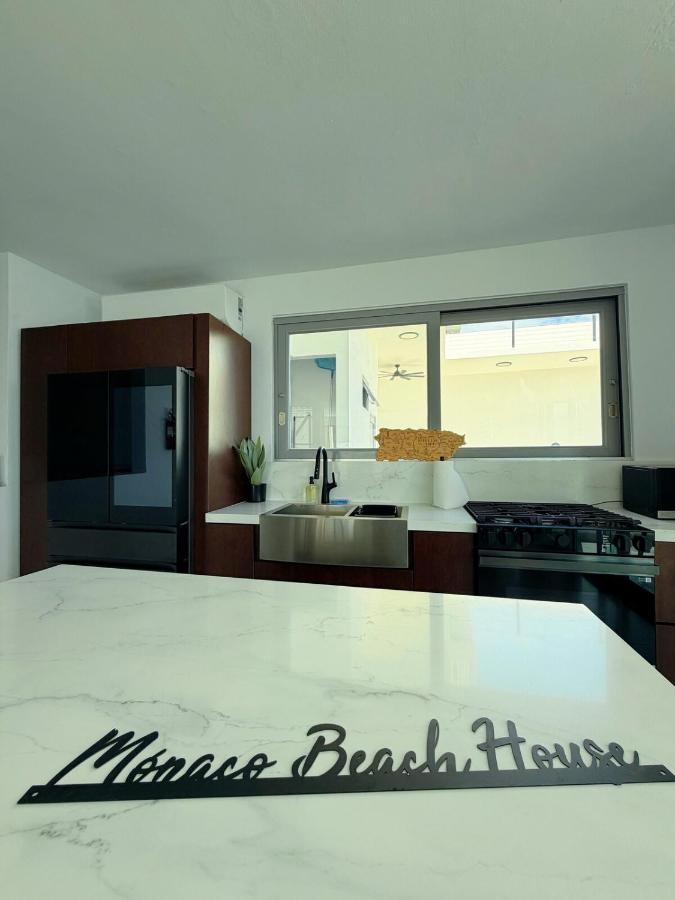 Monaco by Trinity Luxury Mansion with Ocean View - Bed and Breakfast Santiago y Lima