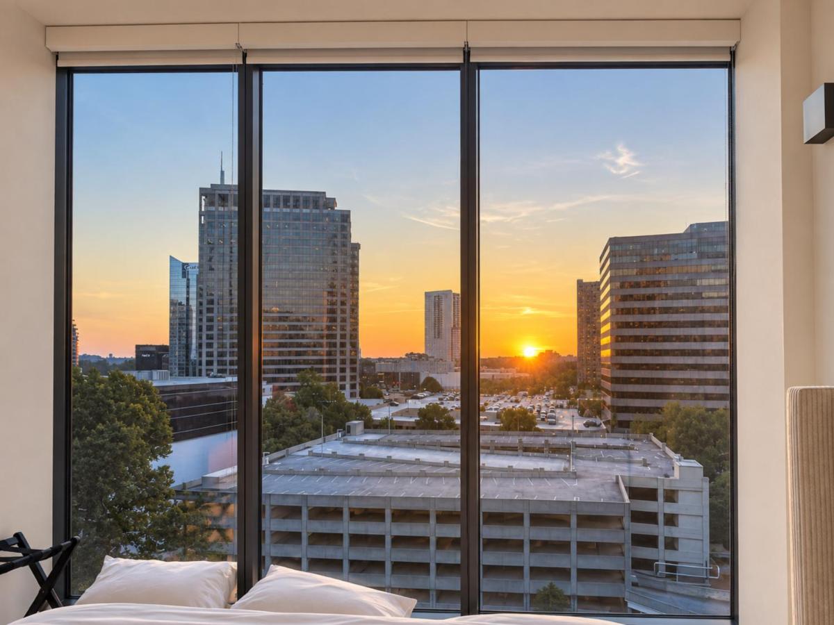 Luxury Buckhead Stay with Skyline Views - Chambres d'hôtes Atlanta