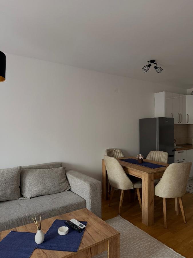 Montre Apartments - Bed and Breakfast Belgrado