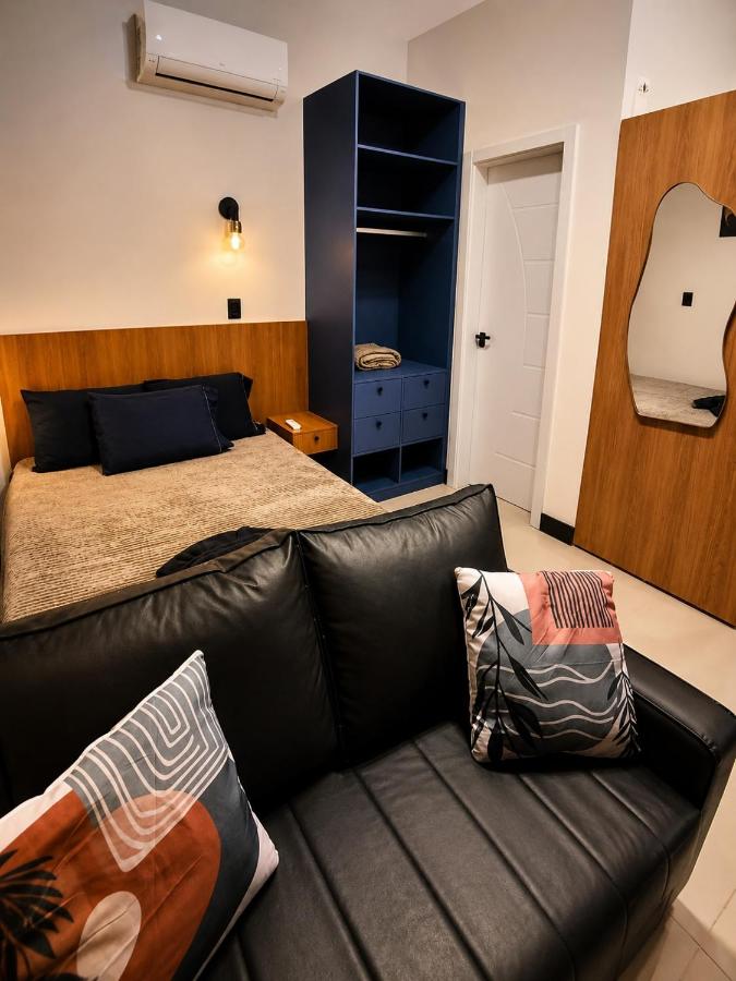 Studio Echo Living 02 Novo Completo Confortável com Ar Quente e Frio, Cozinha Completa, Wifi, Rápido Acesso ao Centro - B&B Chapecó
