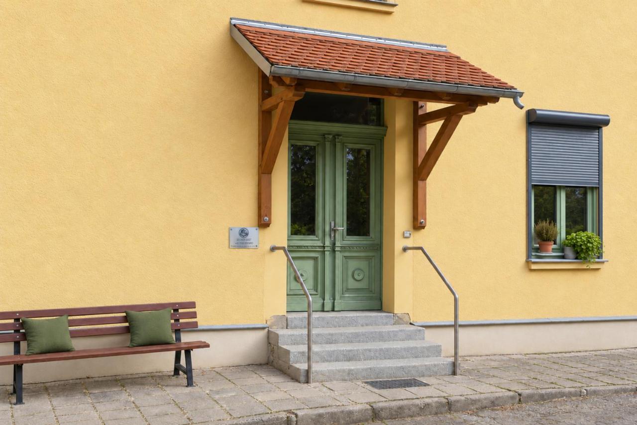 Sei hier Gast - Ferienwohnung Apartment Klosterhof Aschersleben - Bed and Breakfast Aschersleben