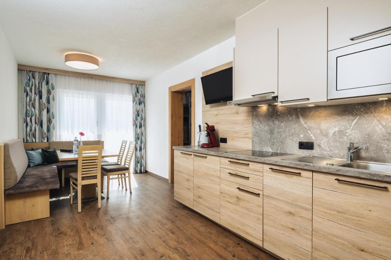 Appartamento con 2 Camere da Letto e Balcone
