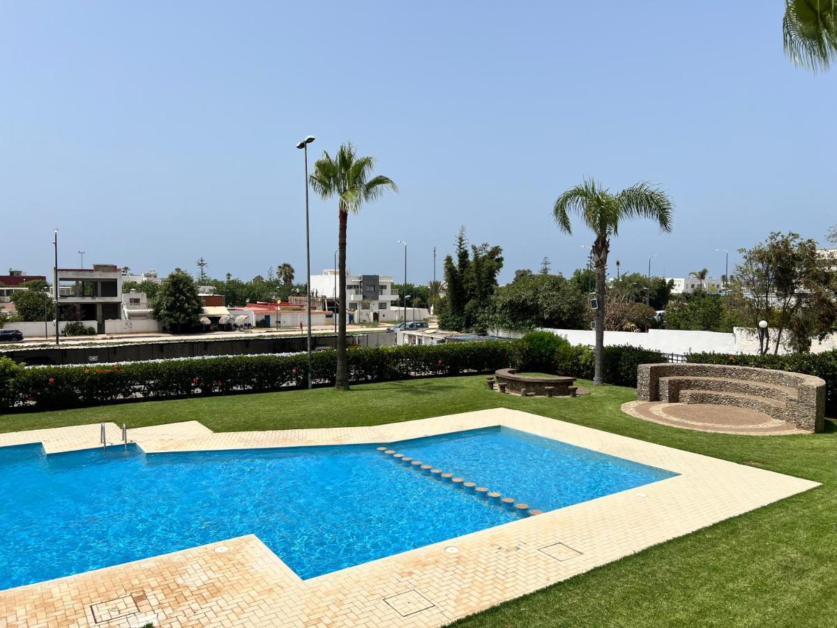 Cosy Duplex, Pool & Free Parking Steps to Beach - Ferienwohnung El Harhoura
