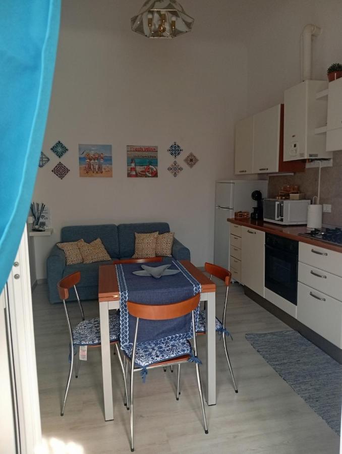 Harmony House 4-bed apartment with private parking - B&B La Spezia