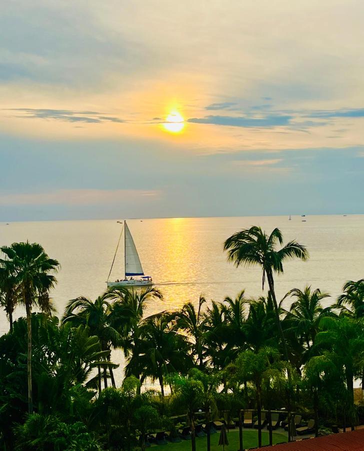 Cozy PH in the heart Romantic Zone - B&B Puerto Vallarta